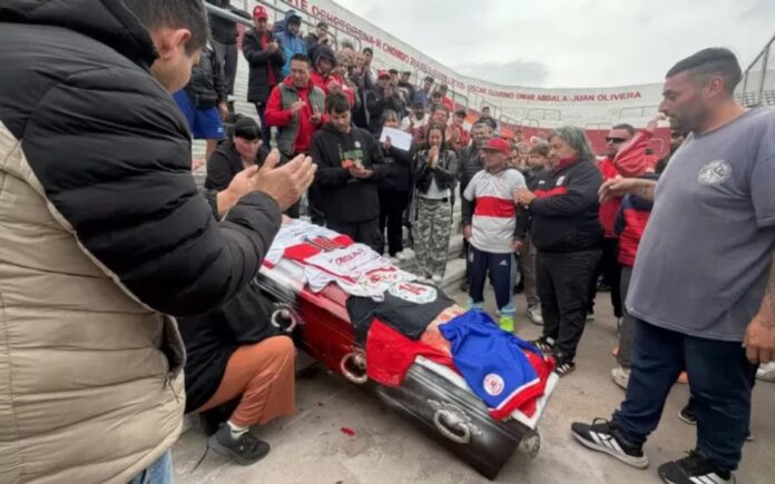Adiós a un ícono de la hinchada: Fallece Máximo “El Gordo Cadena” Zurita