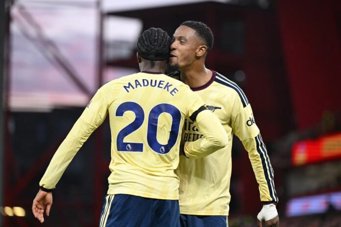 Arsenal se afianza en la lucha por el título tras vencer a Nottingham Forest en la Premier League