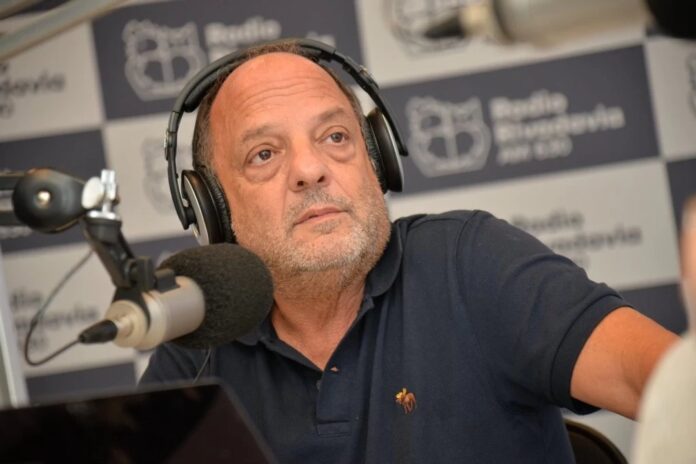 Baby Etchecopar critica la saturación en el periodismo actual
