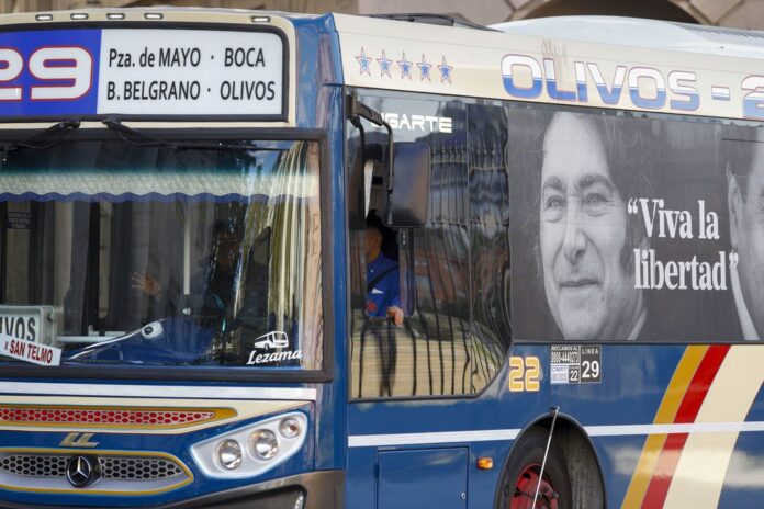 Crisis en el Transporte: Más de 100 Líneas de Colectivos en Riesgo de Recortes