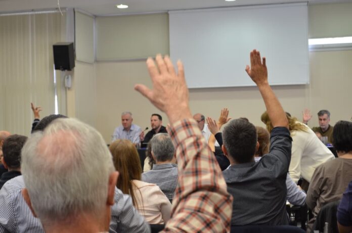 Docentes de la UTN inician un paro de 96 horas por el desfinanciamiento universitario