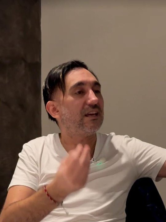 El Financista Ariel Vallejo Envía Mensaje Controversial y Se Compara con Perón