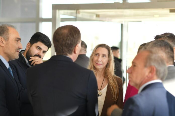 El viaje de Karina Milei retrasa la reunión clave de la mesa política