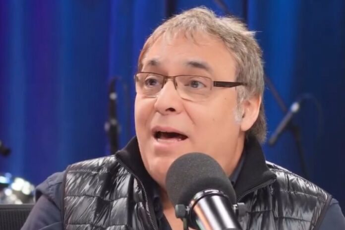 Gabriel Rolón Explora la Faltacidad de la Felicidad en Tiempos Modernos