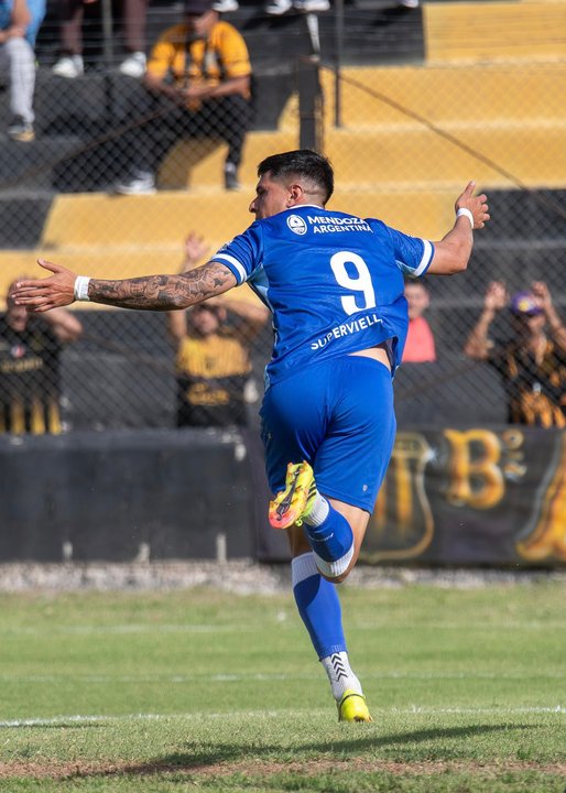 Godoy Cruz Se Impone a Mitre y Mantiene Vivas Sus Esperanzas de Ascenso