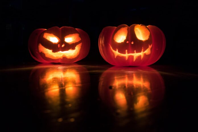 Halloween: Orígenes Celtas y Tradiciones que Persisten