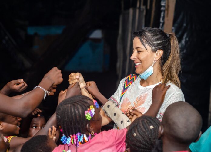 Isabel Cristina Gámez: Transformando el plástico en esperanza y vivienda