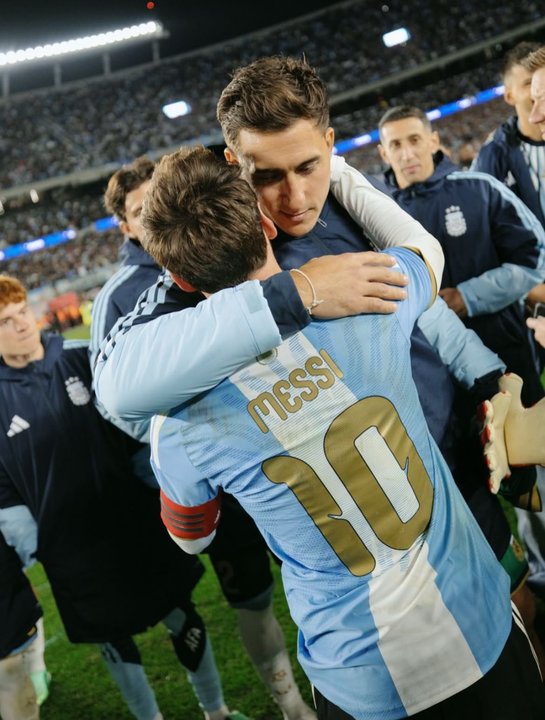 La emotiva despedida de Messi a Juan Musso: «Voy a extrañar cagarte a goles»