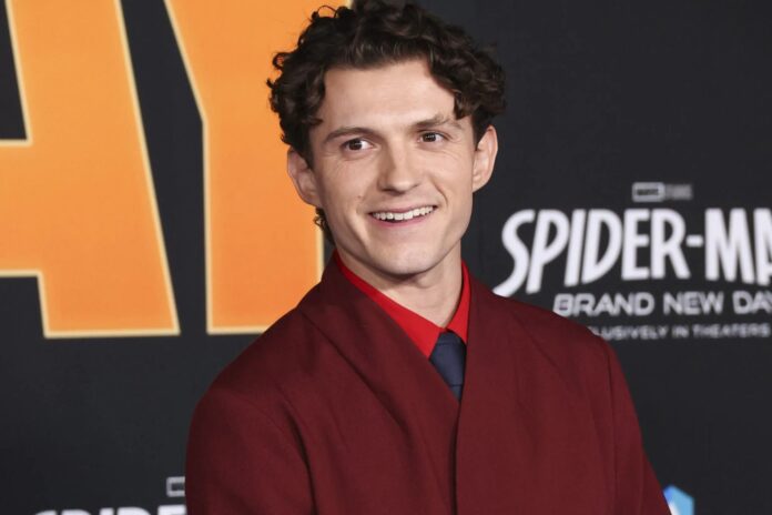 La Rutina de Entrenamiento de Tom Holland a los 30: ¿Cómo Mantiene su Cuerpo en Forma?
