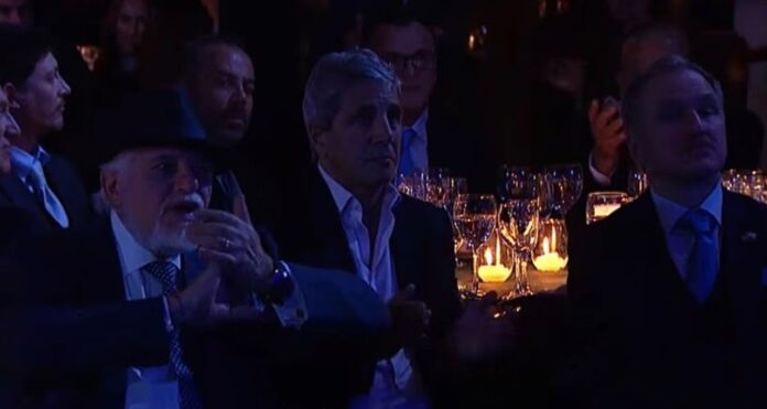 Milei y su equipo político brillan en la cena anual de la Fundación Faro