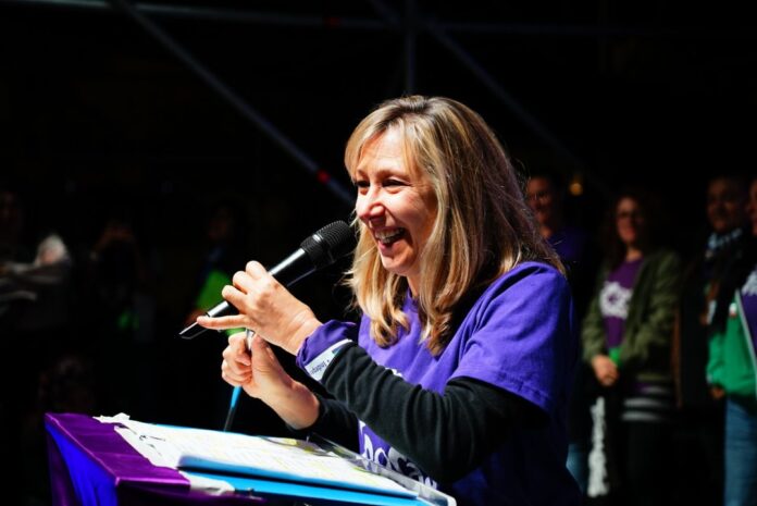 Myriam Bregman Convoca a Movilización Contra el DNU 70/23