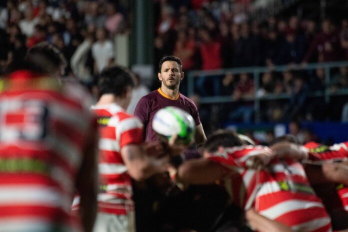 Newman se asegura un lugar en la final del Top 14 tras vencer a Alumni