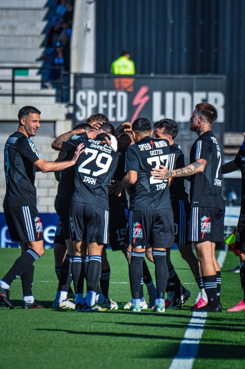 Riestra y Central Córdoba empatan en un duelo clave por los play-offs