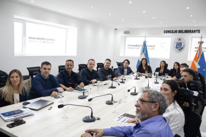 Río Grande exige $18.000 millones y agudiza la crisis financiera de Melella