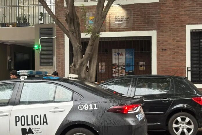 Robo en el Centro Cultural Venezolano: Un Golpe a la Comunidad Migrante