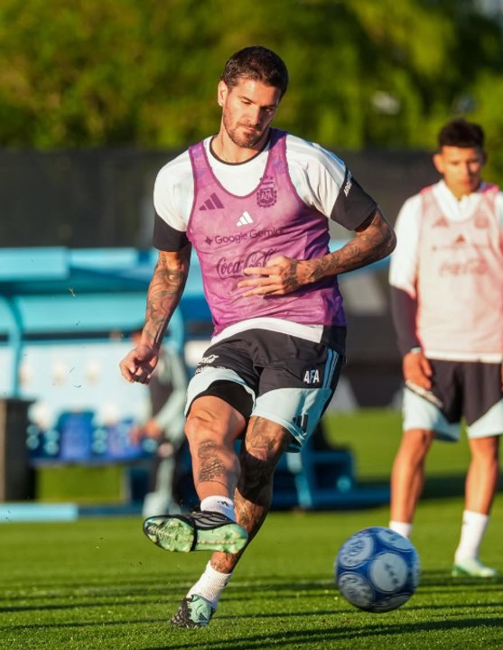 Rodrigo De Paul: «Messi es un hermano para mí, lo amo»